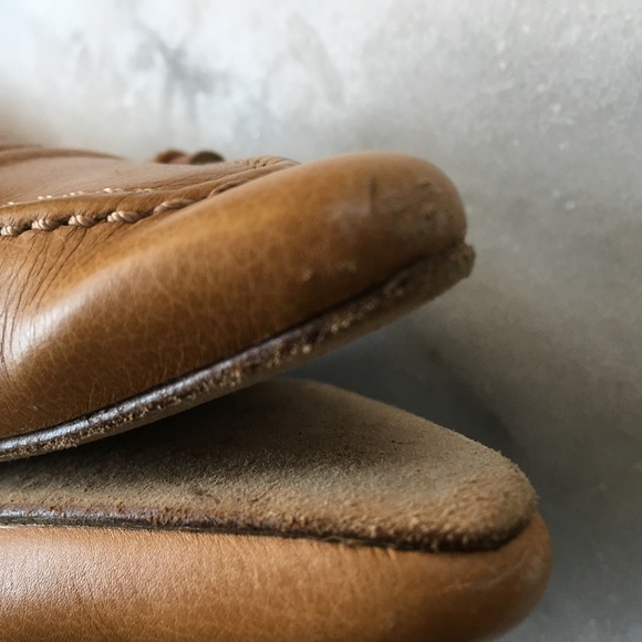 Manolo Blahnik Stacked Kitten Heel Pump Caramel - Picture 5 of 8